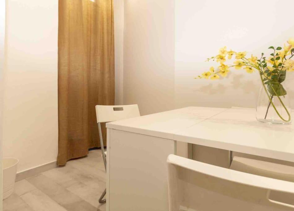 Myhome Besozzo Comfort Milano Esterno foto