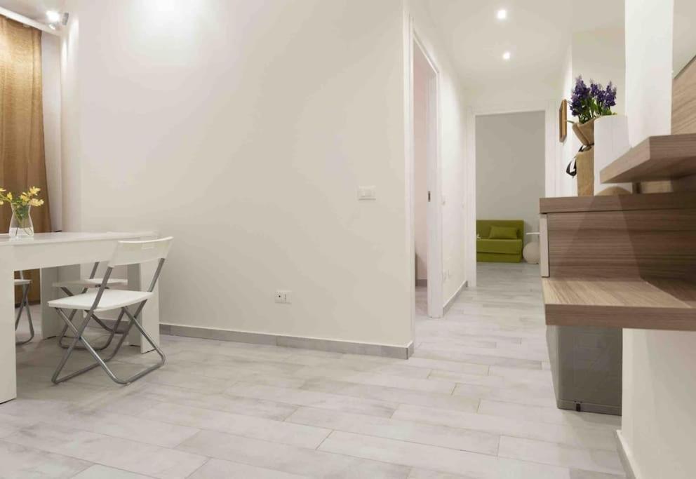 Myhome Besozzo Comfort Milano Esterno foto